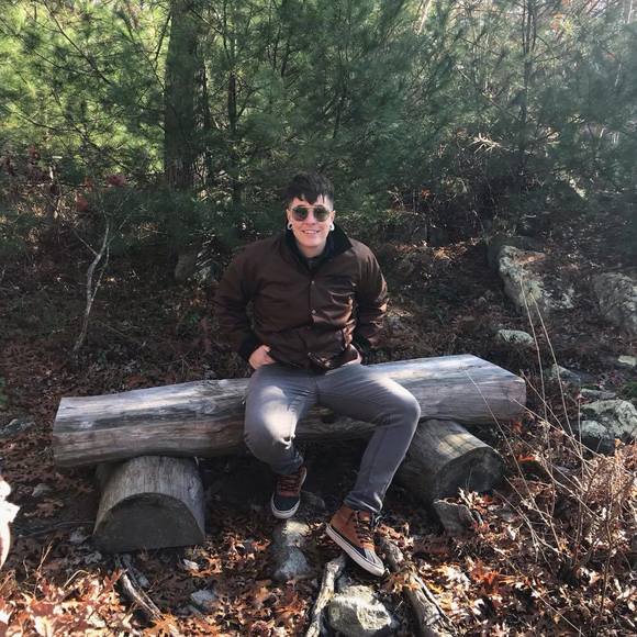 Meet your Posher, Woody - Picture 1 of 1